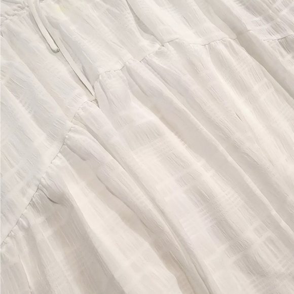 ASTR the Label Lizbeth Dress in White M - Picture 9 of 13